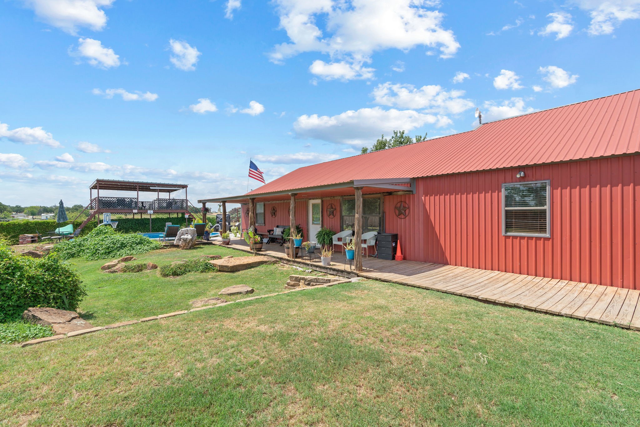 5058 W Highway 199 Springtown TX 76082