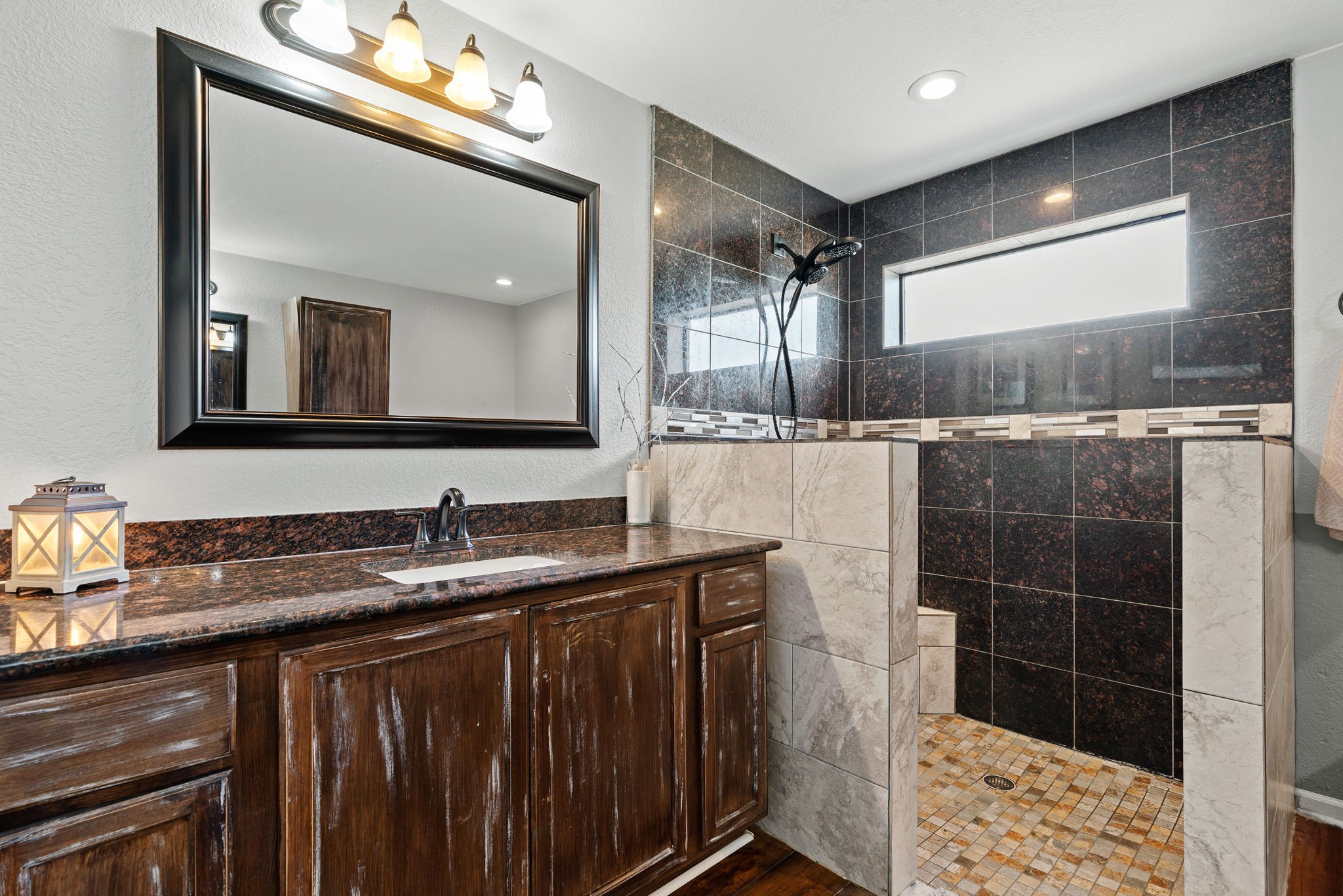 5058 W Highway 199 Springtown TX 76082