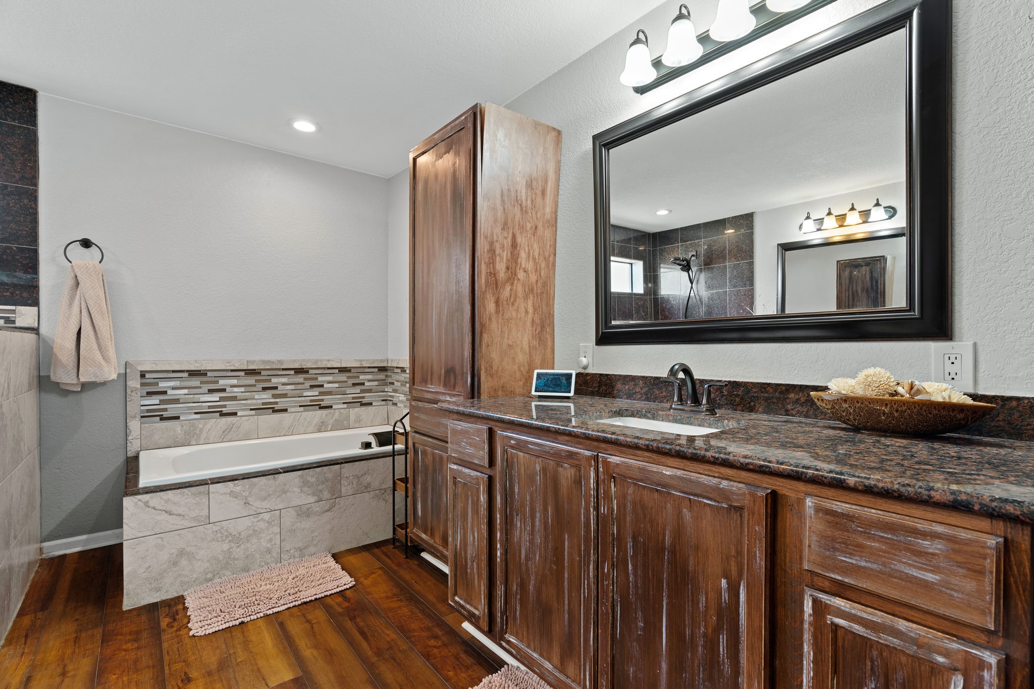 5058 W Highway 199 Springtown TX 76082