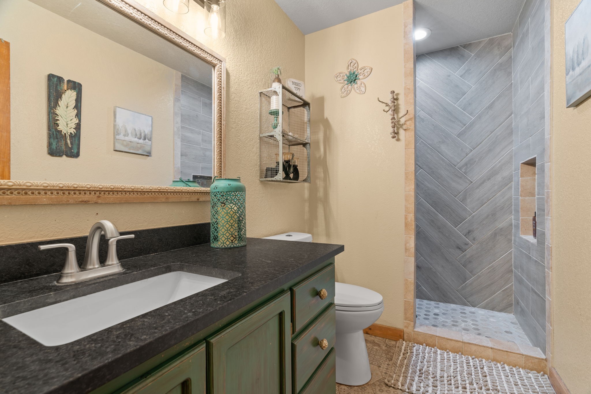 5058 W Highway 199 Springtown TX 76082