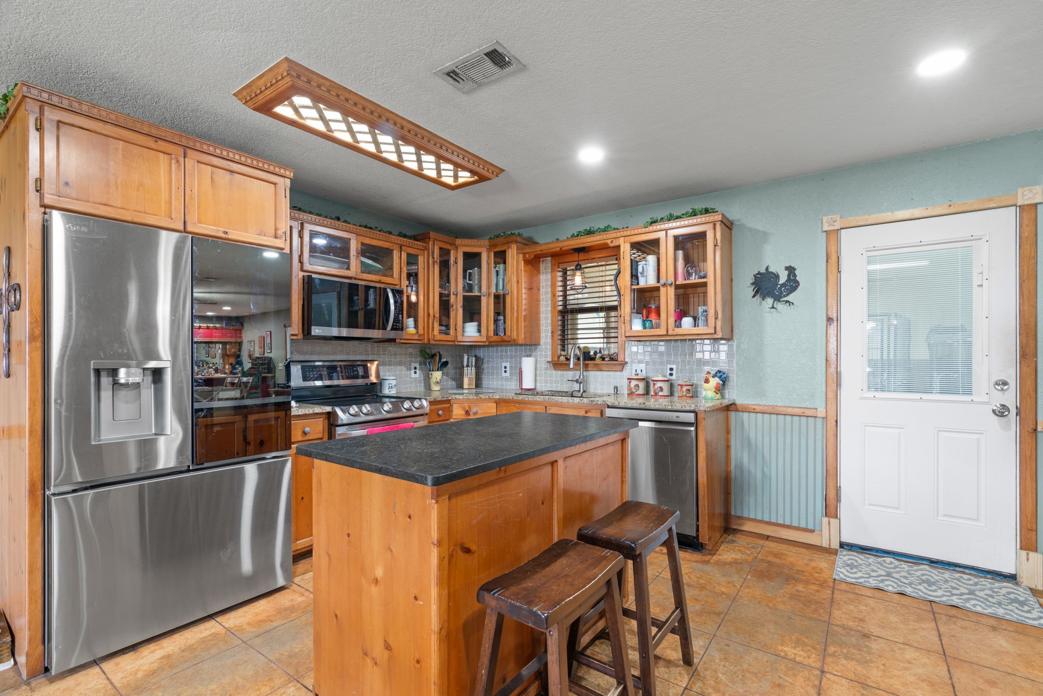 5058 W Highway 199 Springtown TX 76082