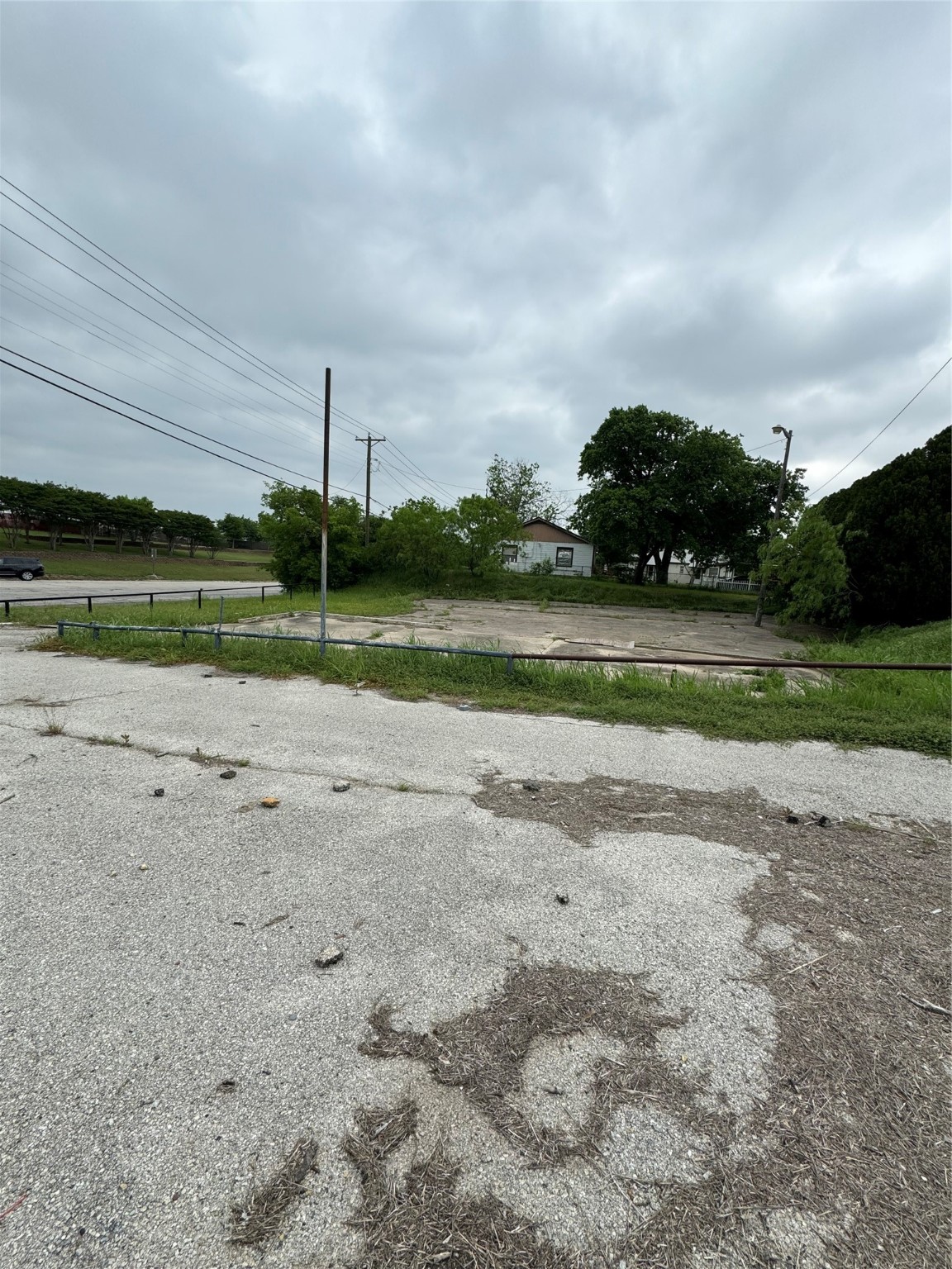 6110 E Belknap Street Haltom City TX 76117