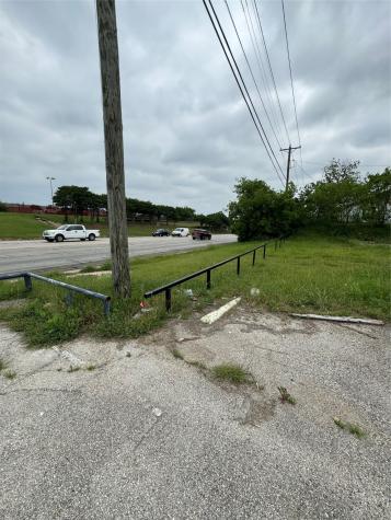 6110 E Belknap Street Haltom City TX 76117