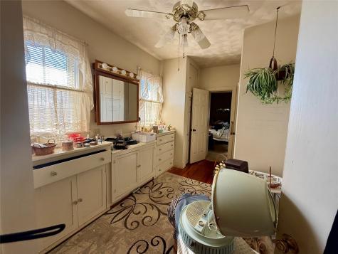 203 N Rockwall Avenue Terrell TX 75160