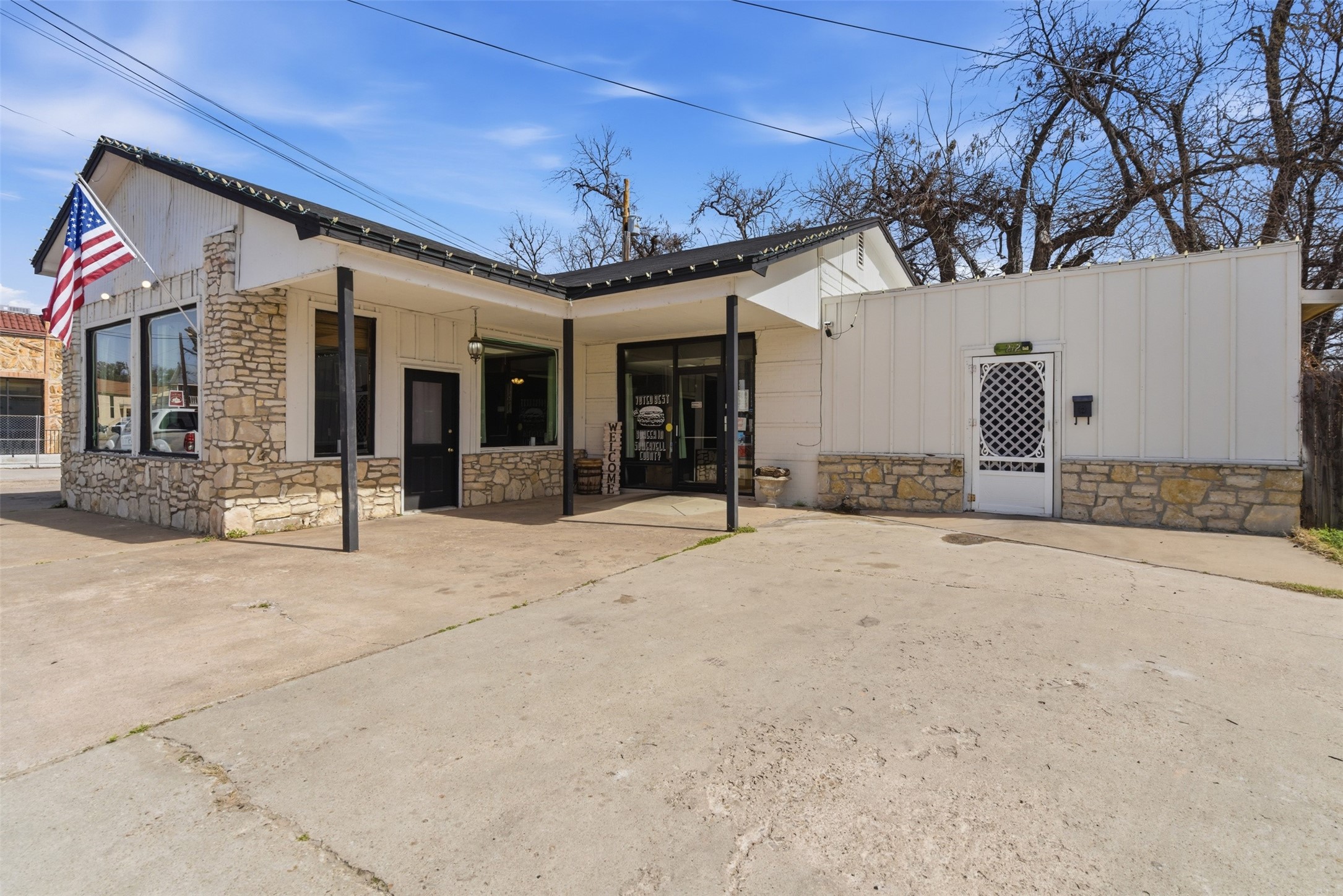 212 NE Barnard Street Glen Rose TX 76043