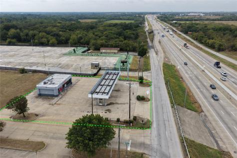 300 S Interstate 35 Road Red Oak TX 75154