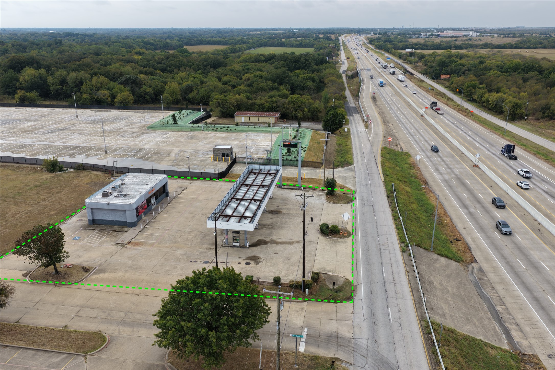 300 S Interstate 35 Road Red Oak TX 75154