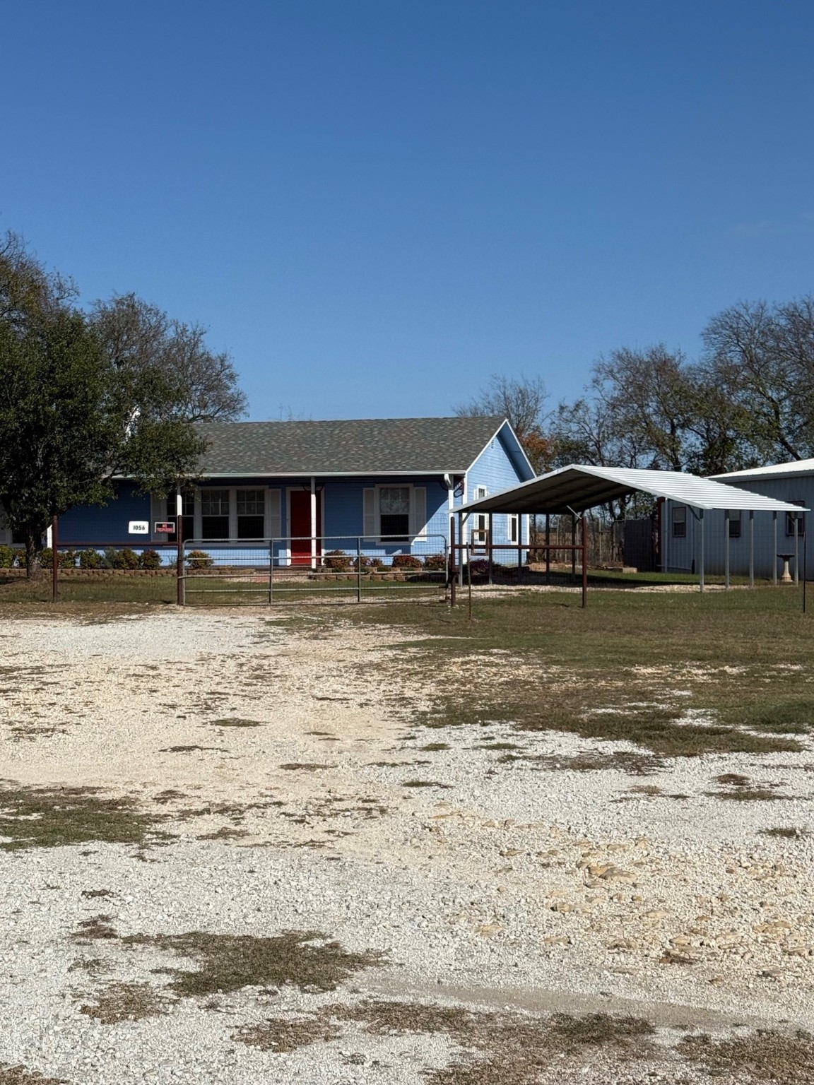 1056-1058 Ih 35 S Abbott TX 76621