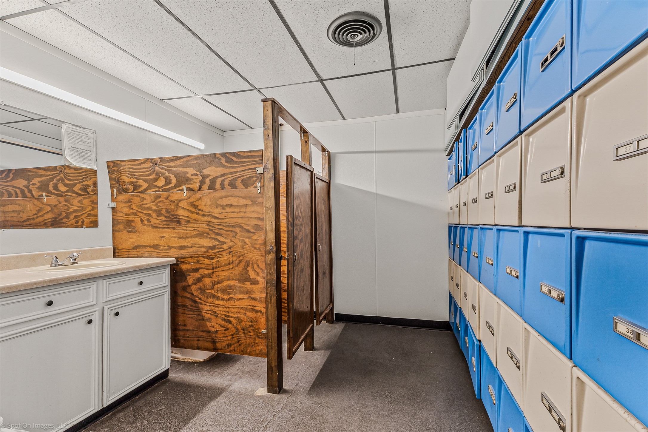 2500 W Moore Avenue Terrell TX 75160