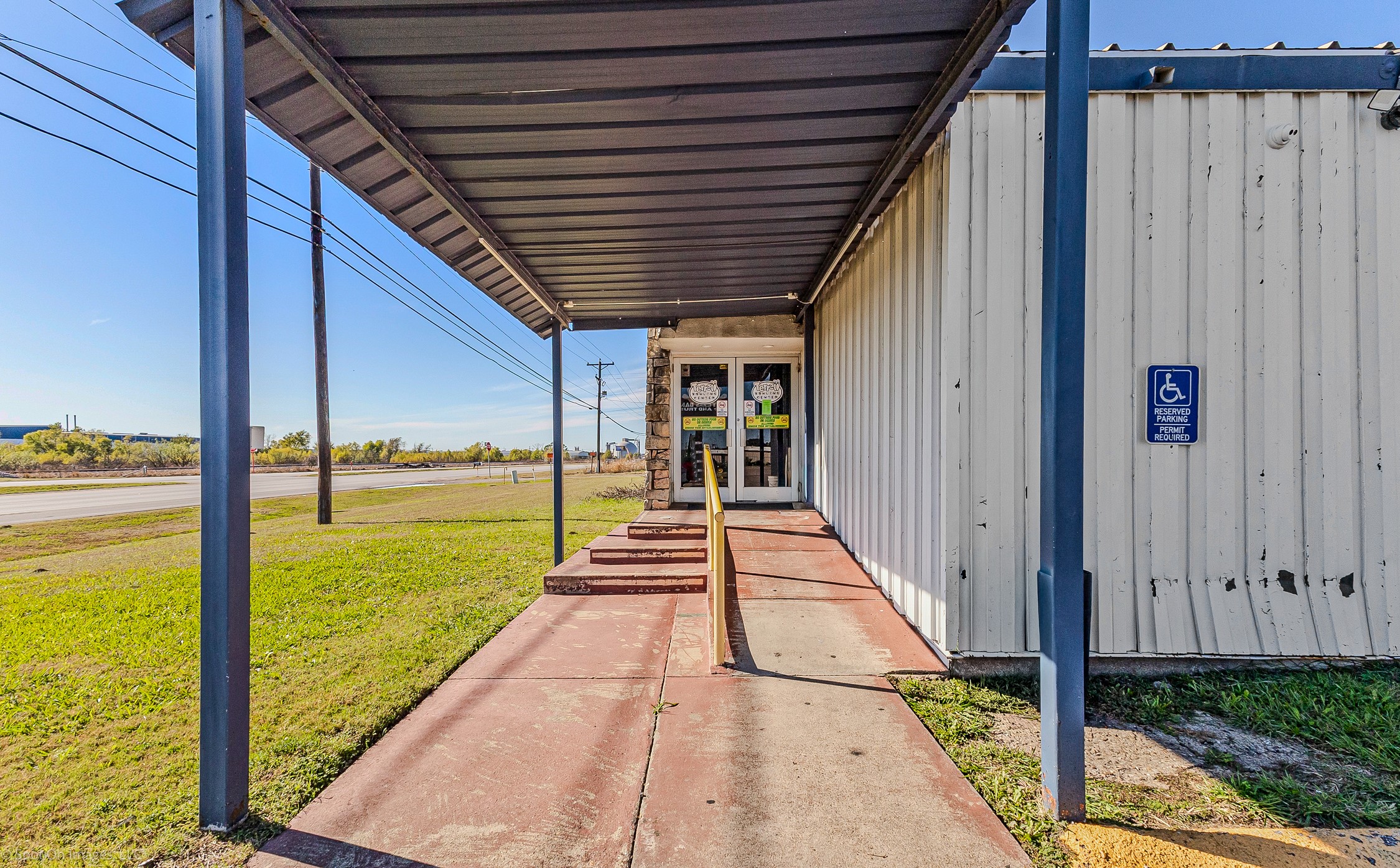 2500 W Moore Avenue Terrell TX 75160