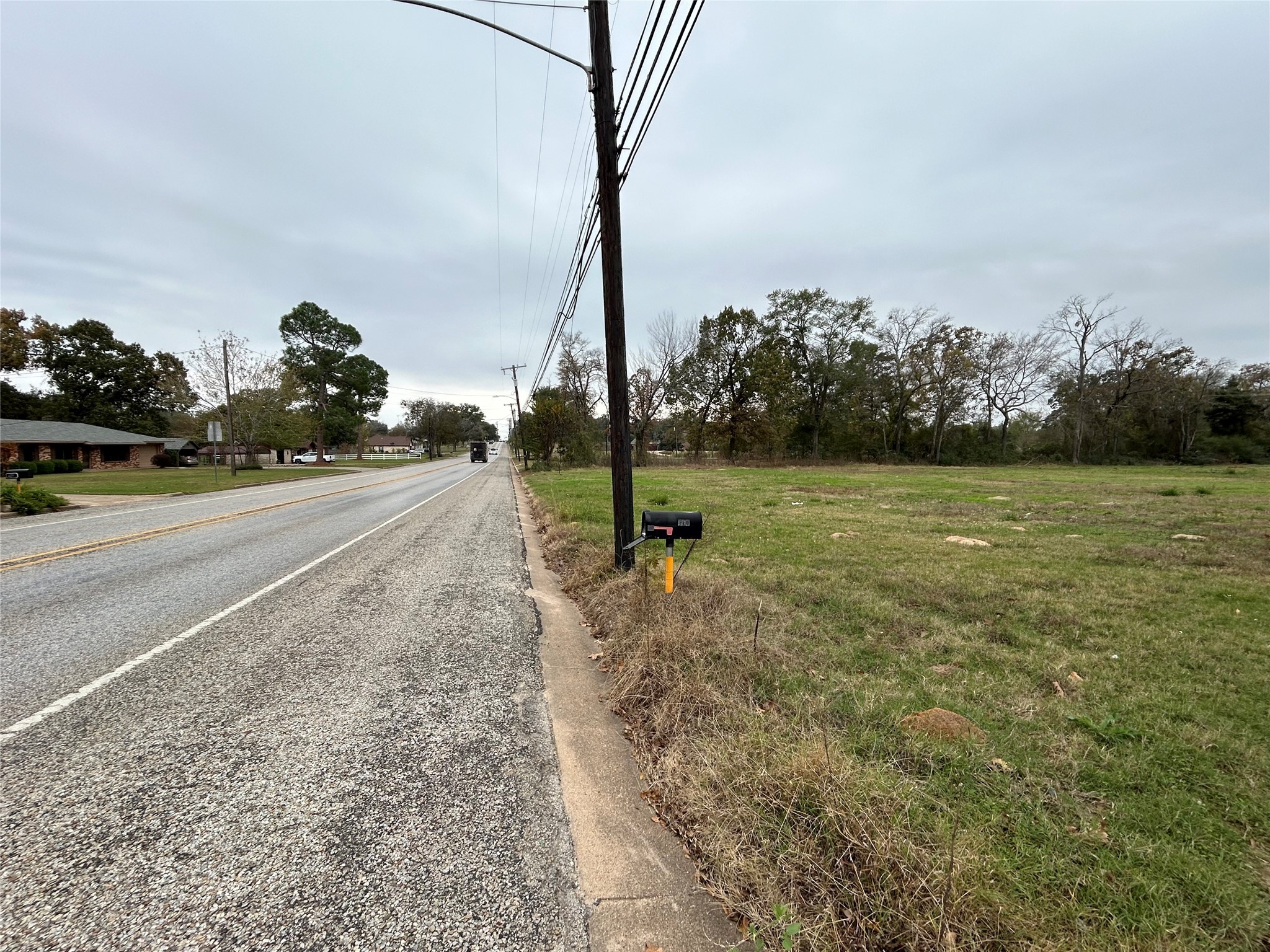 410 S Oak Street Van TX 75790