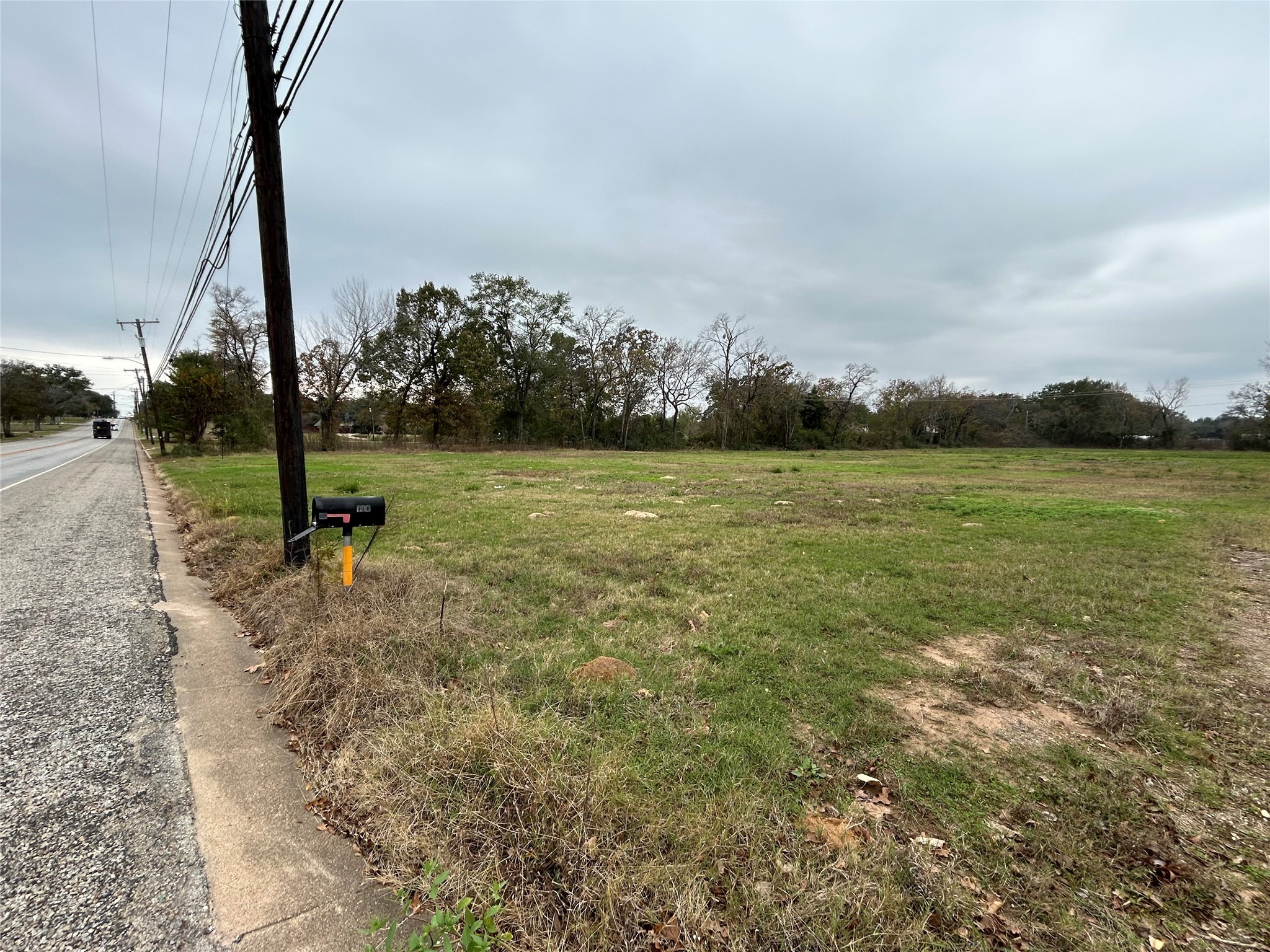 410 S Oak Street Van TX 75790