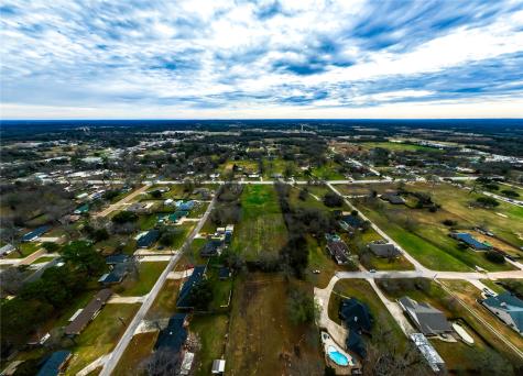 410 S Oak Street Van TX 75790