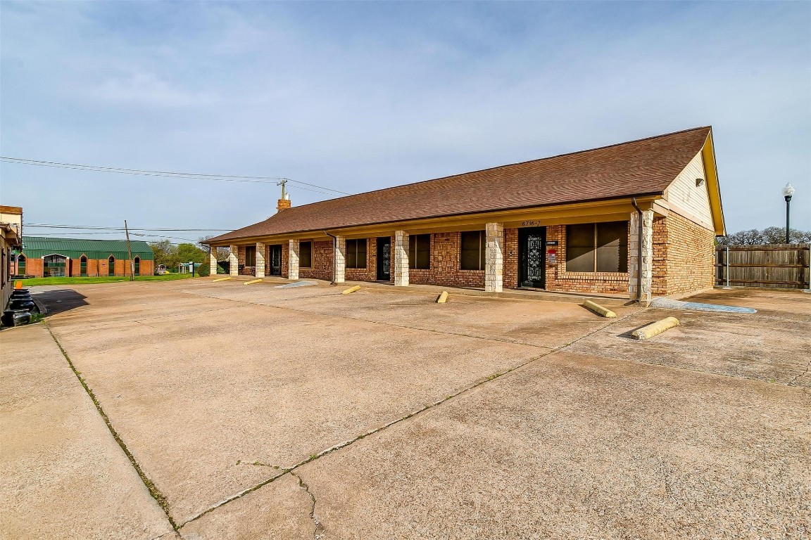 6716 Smithfield Road North Richland Hills TX 76182