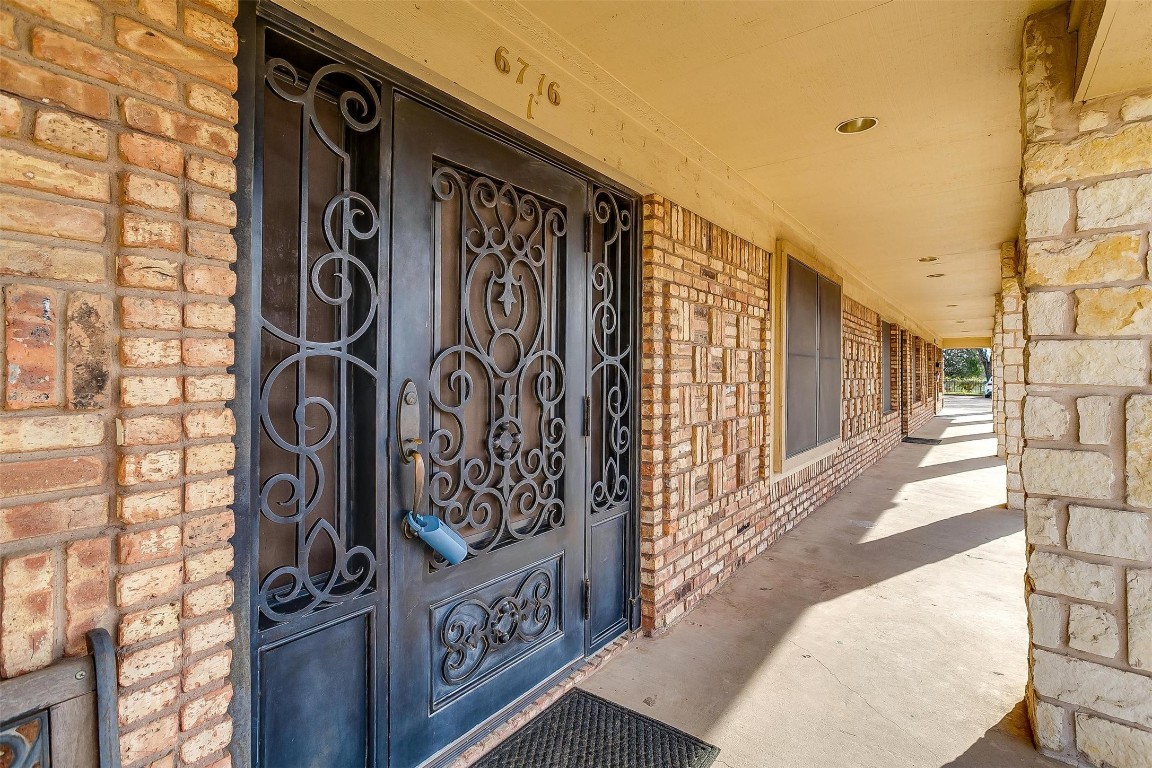 6716 Smithfield Road North Richland Hills TX 76182