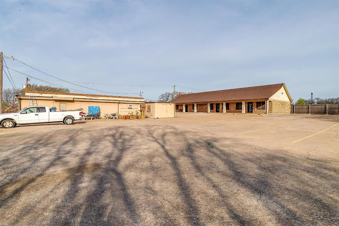 6716 Smithfield Road North Richland Hills TX 76182