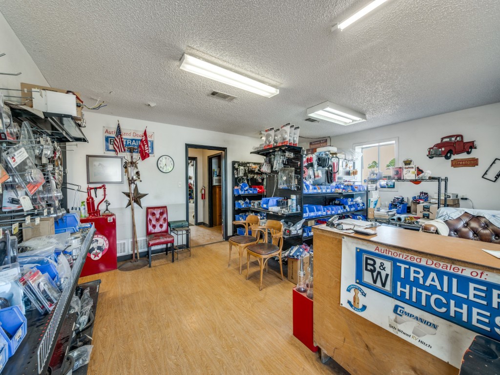1200 S Highway 377 Pilot Point TX 76258
