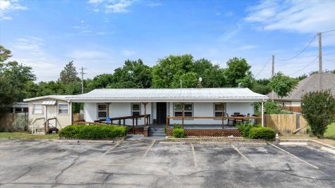 1401 NE Barnard Street Glen Rose TX 76043