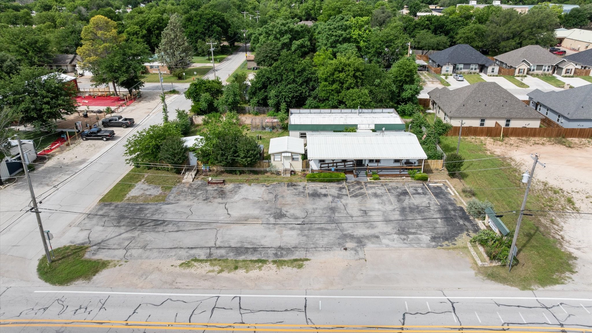 1401 NE Barnard Street Glen Rose TX 76043