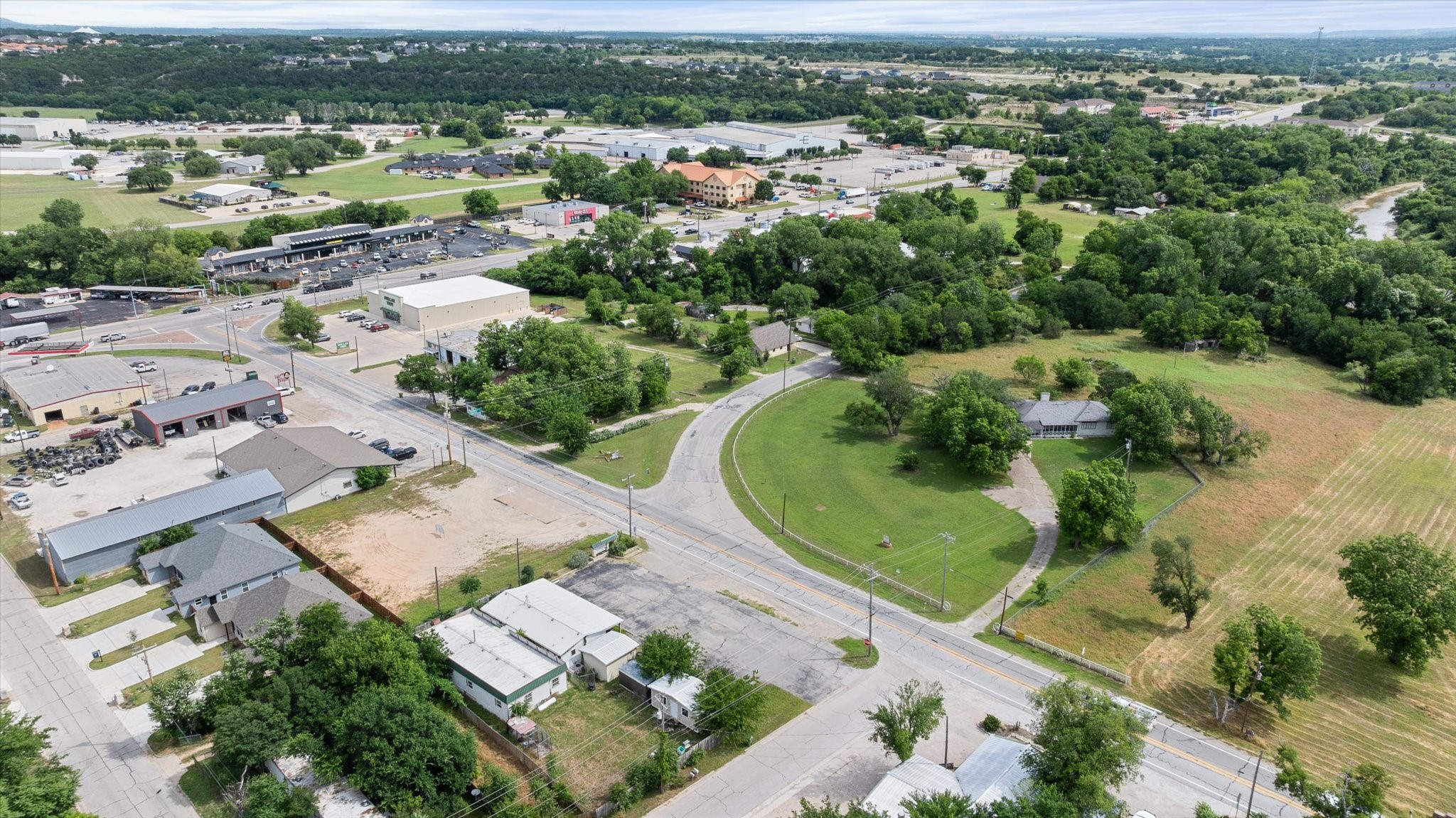 1401 NE Barnard Street Glen Rose TX 76043