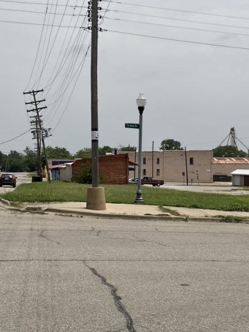 123 N Main Street Bonham TX 75418