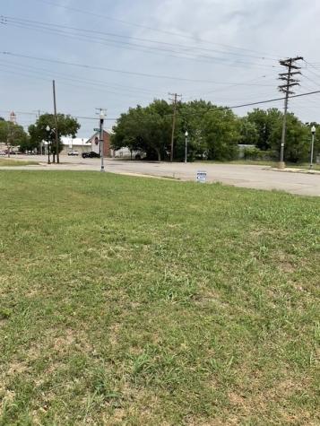 123 N Main Street Bonham TX 75418
