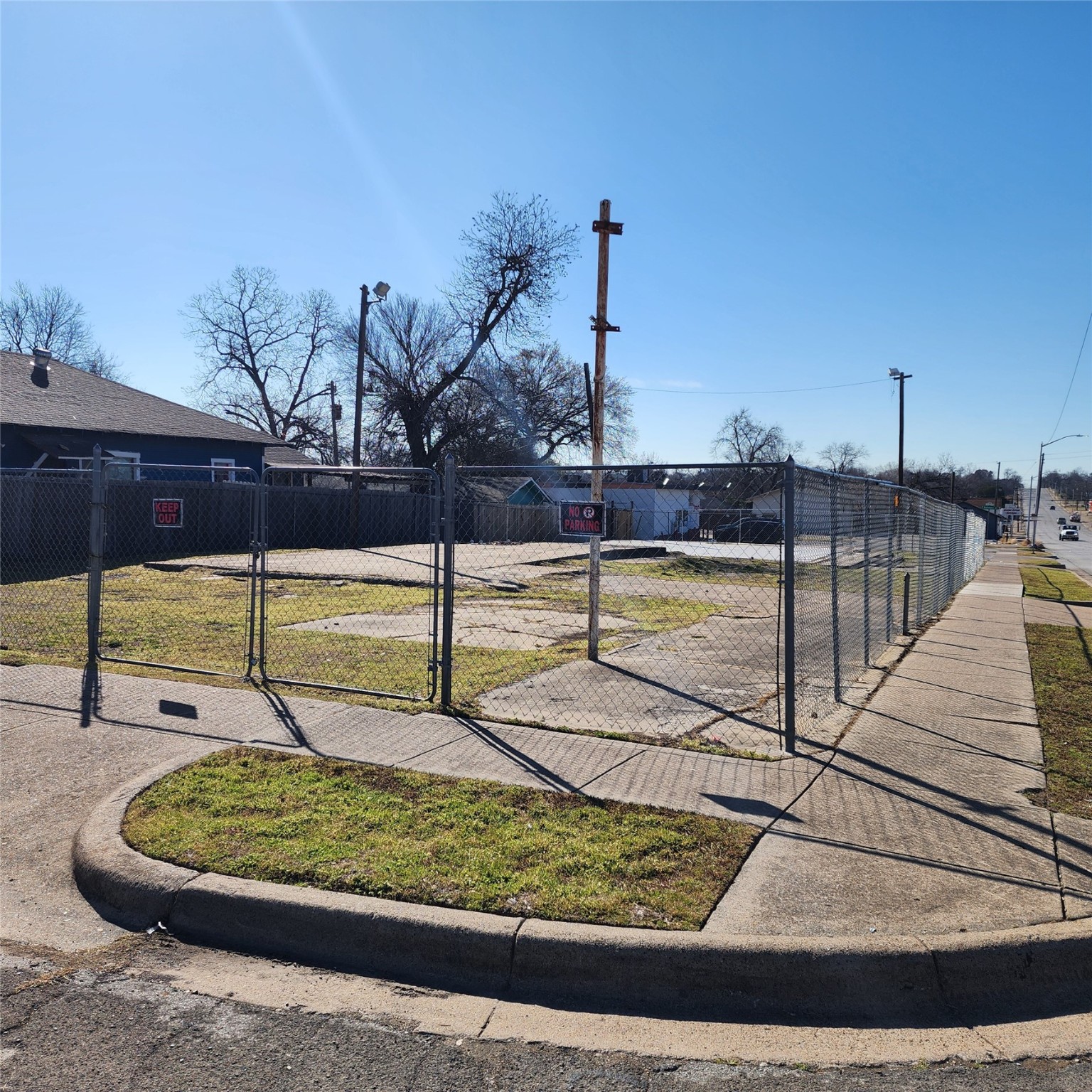 2007 Evans Avenue Fort Worth TX 76104