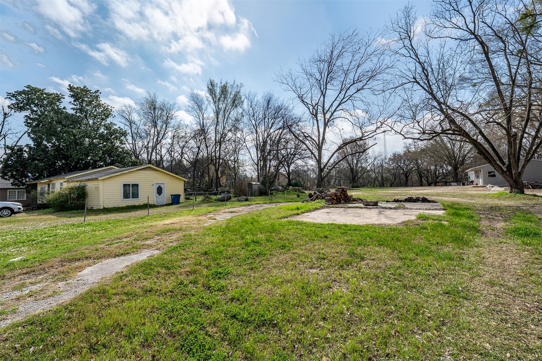 228 Old Tyler Highway Chandler TX 75758