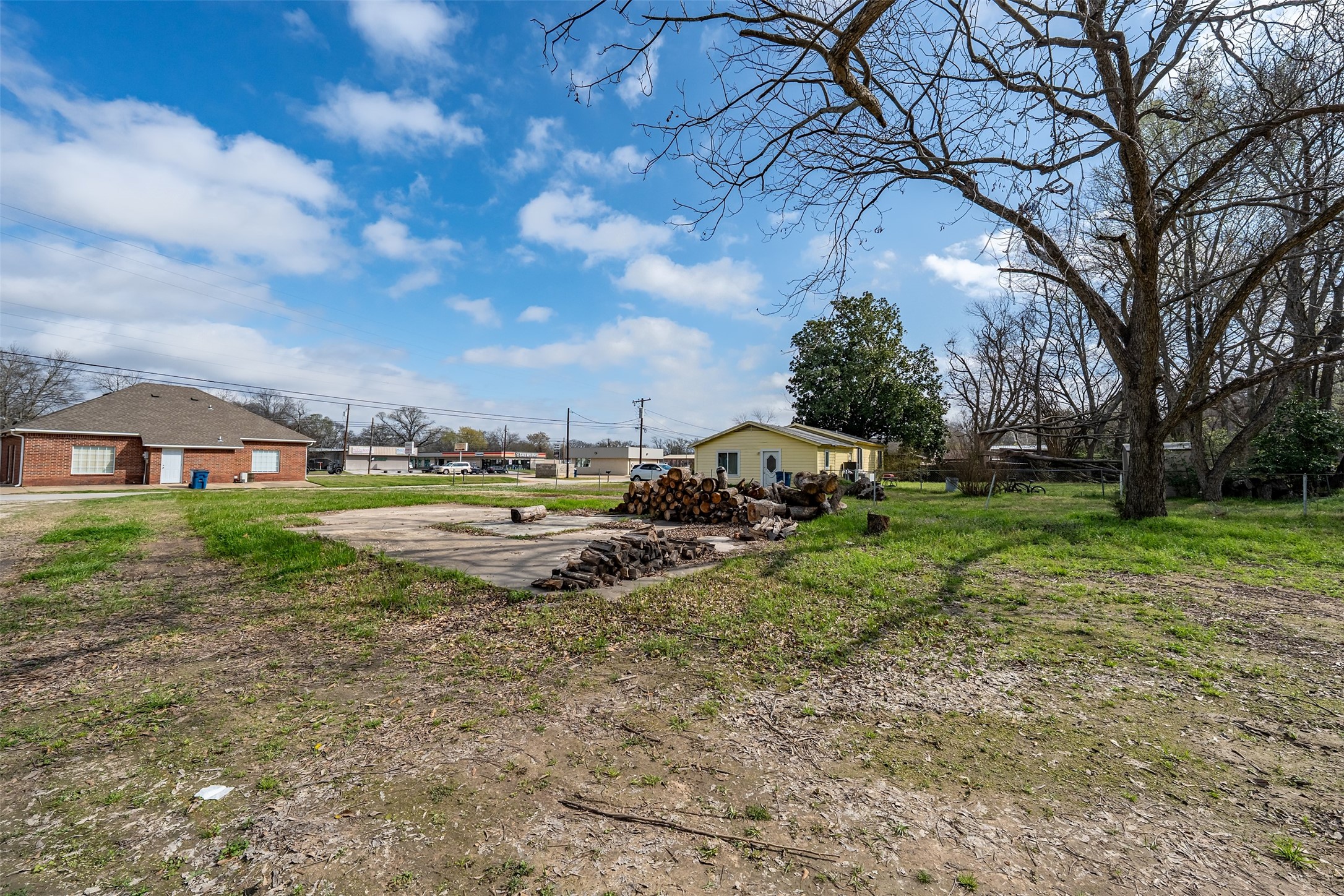 228 Old Tyler Highway Chandler TX 75758
