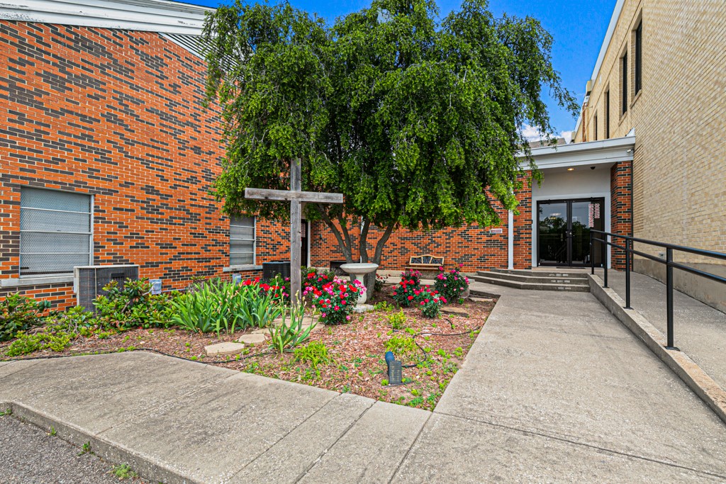 2703 Wesley Street Greenville TX 75401