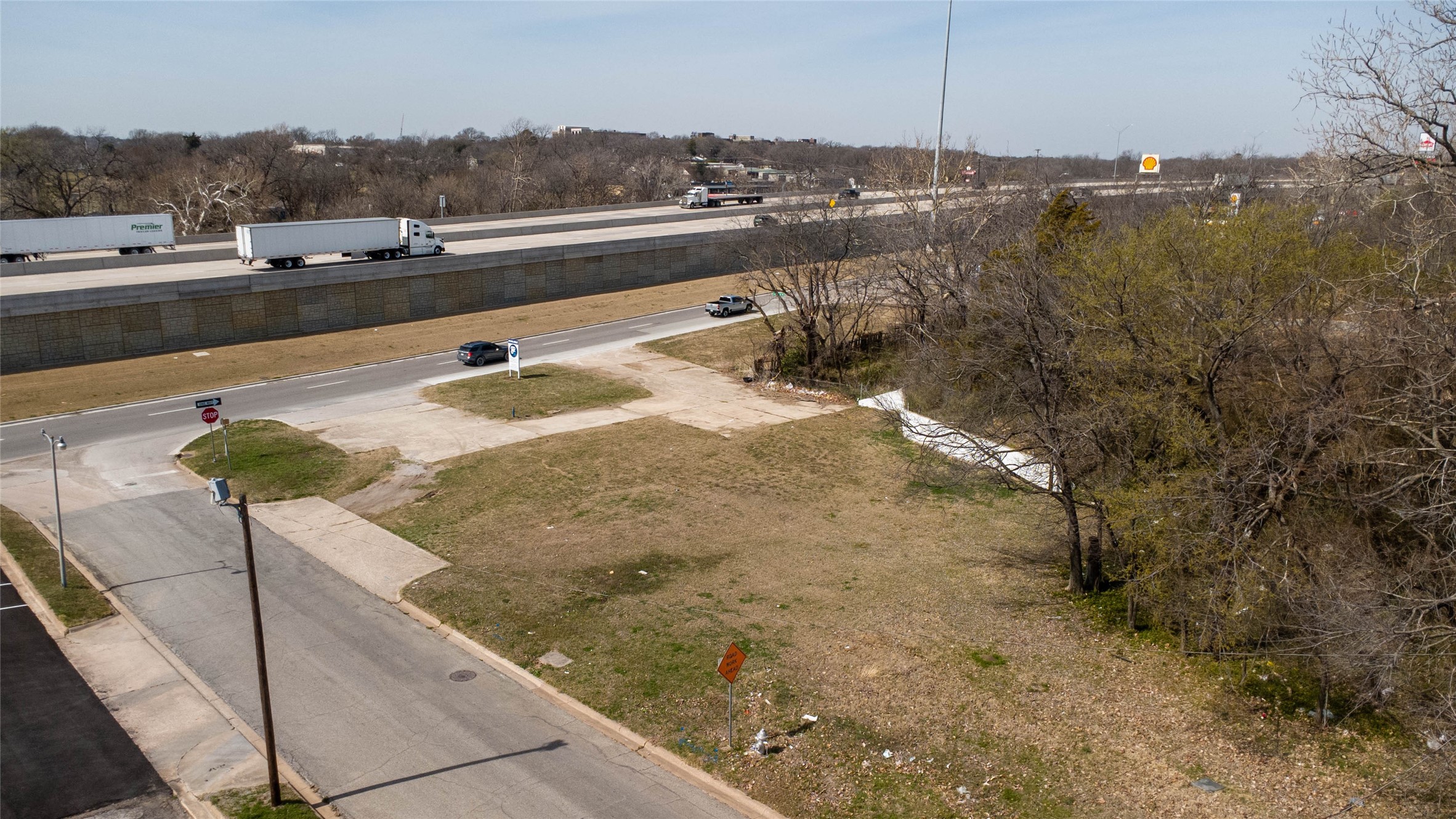 323 S Sam Rayburn Freeway Sherman TX 75090
