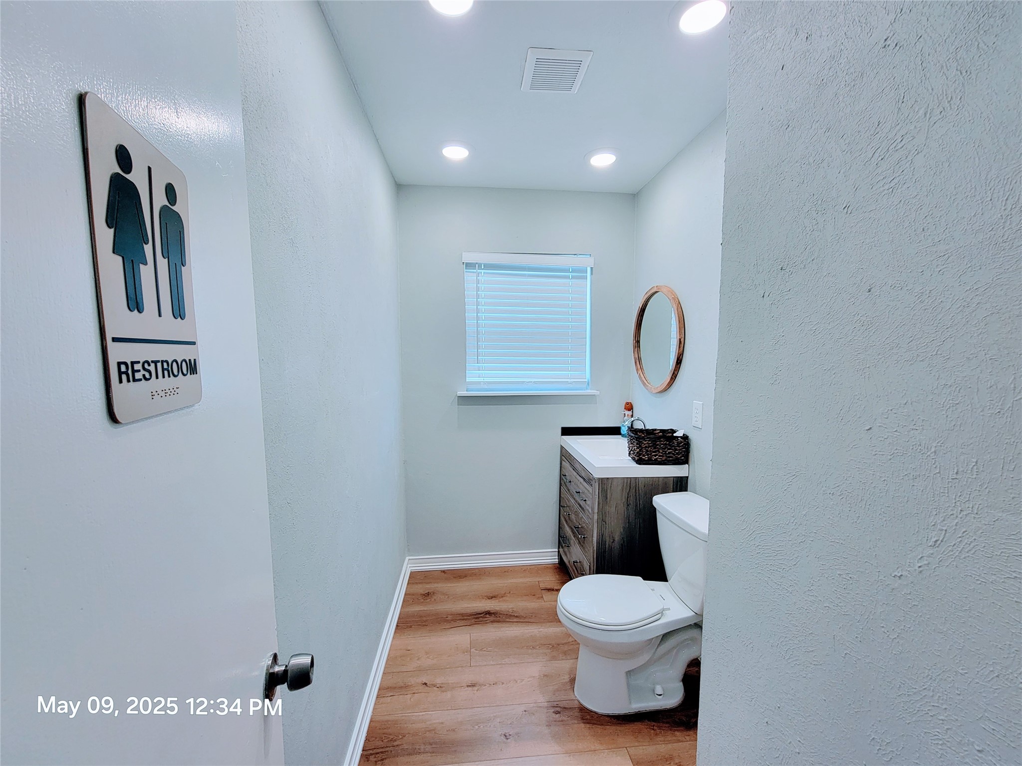 1913 Hemlock Drive Haltom City TX 76117