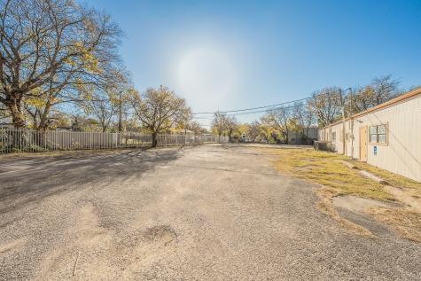 3819 Mccart Avenue Fort Worth TX 76110