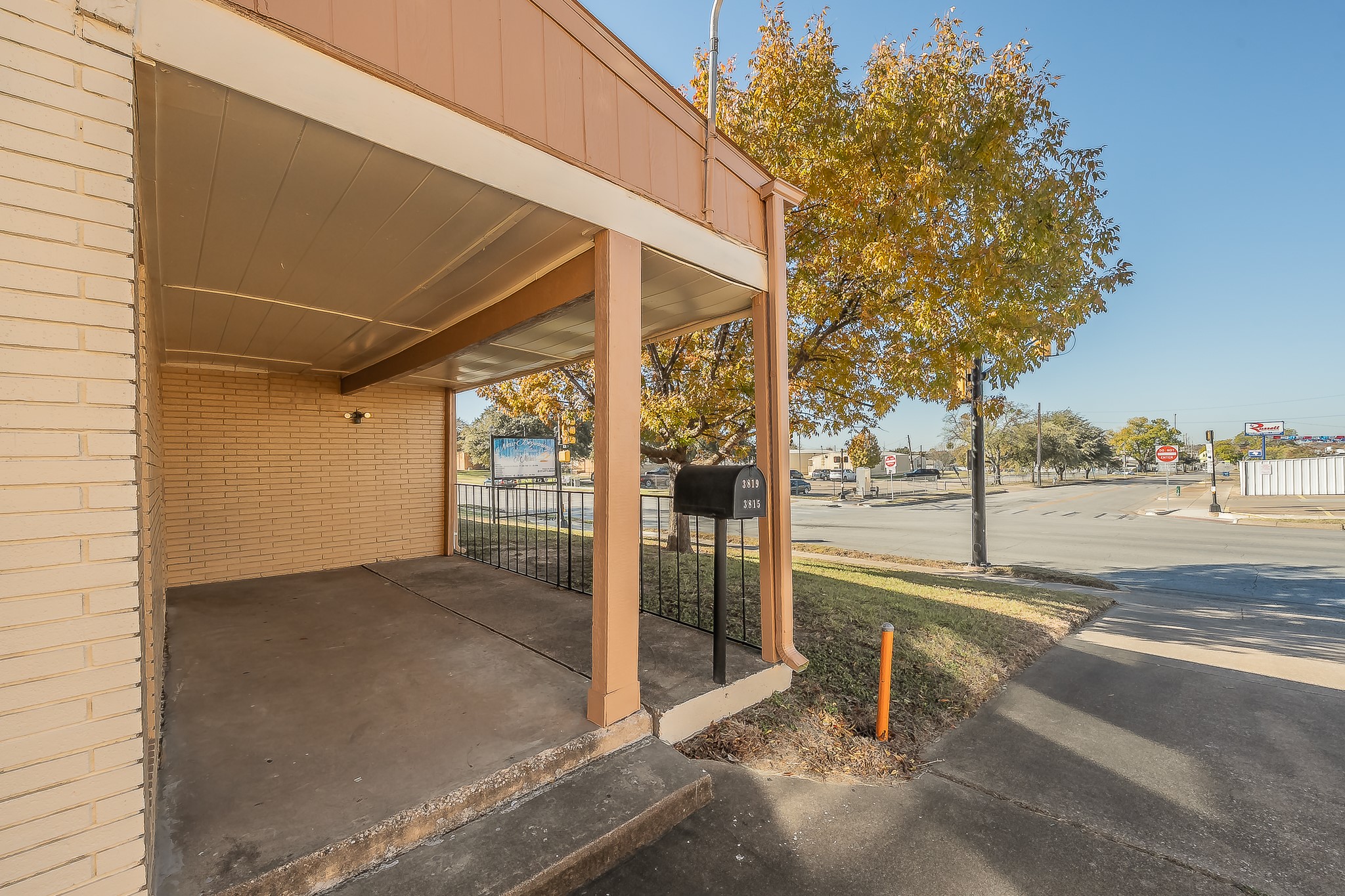 3819 Mccart Avenue Fort Worth TX 76110