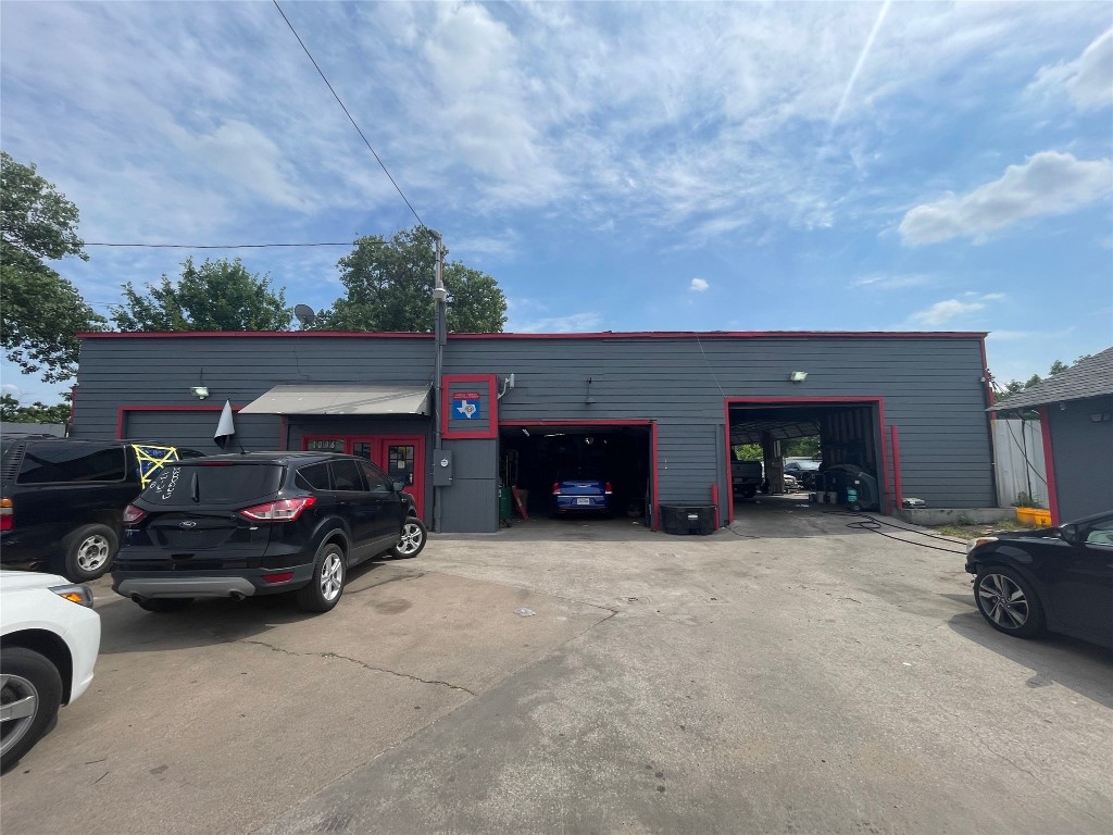 1006 W 6th Street Irving TX 75060