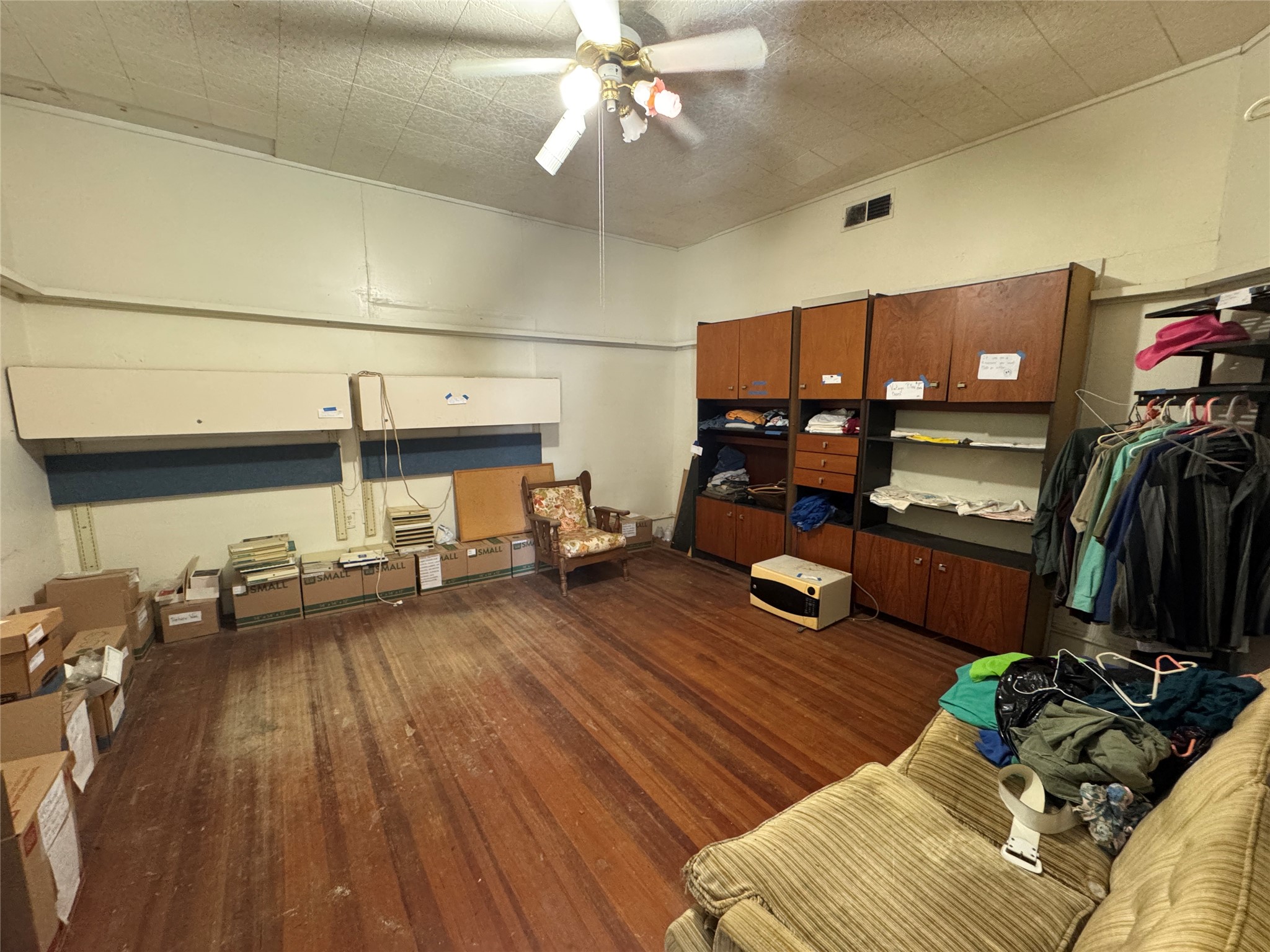 505 S Washington Street Kaufman TX 75142
