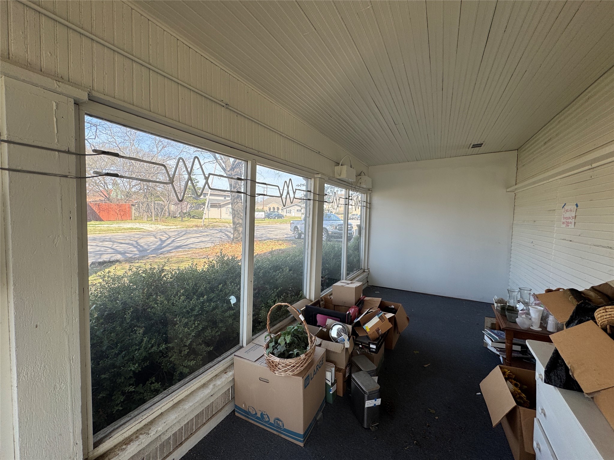 505 S Washington Street Kaufman TX 75142