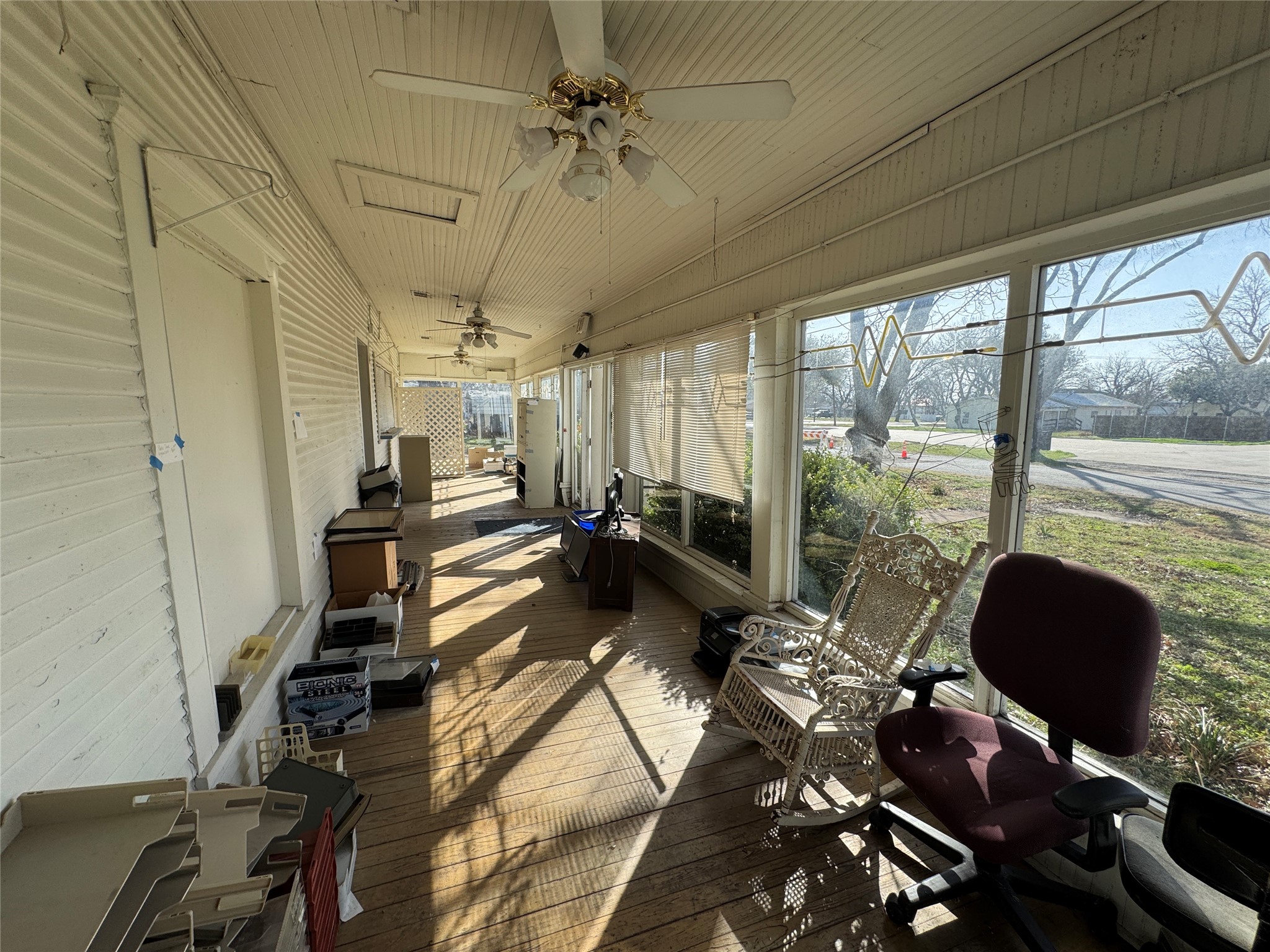 505 S Washington Street Kaufman TX 75142