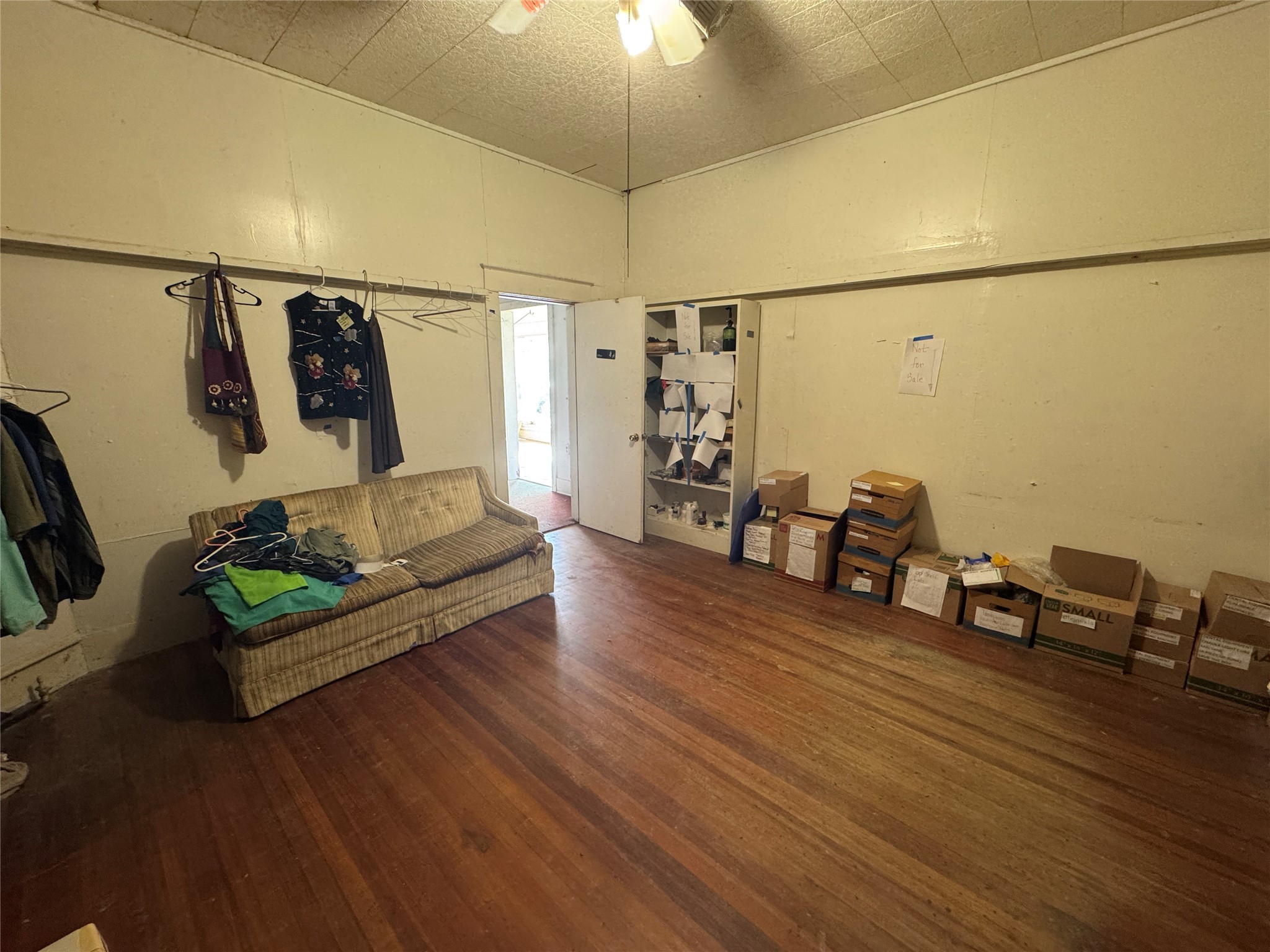 505 S Washington Street Kaufman TX 75142