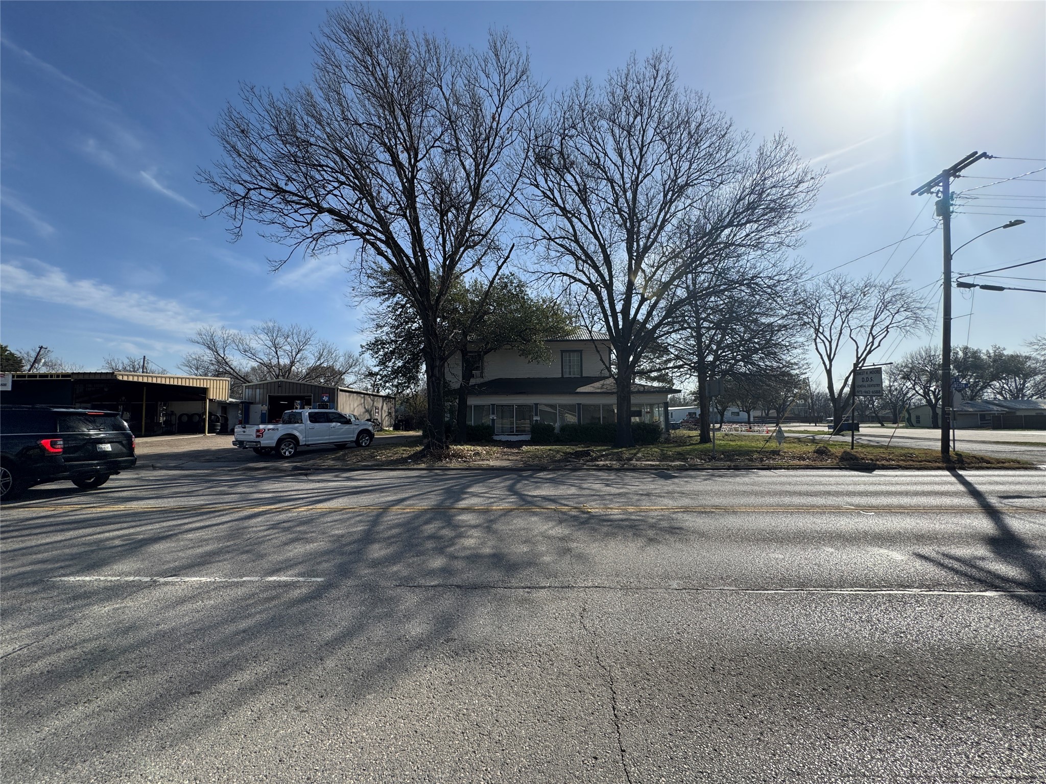 505 S Washington Street Kaufman TX 75142