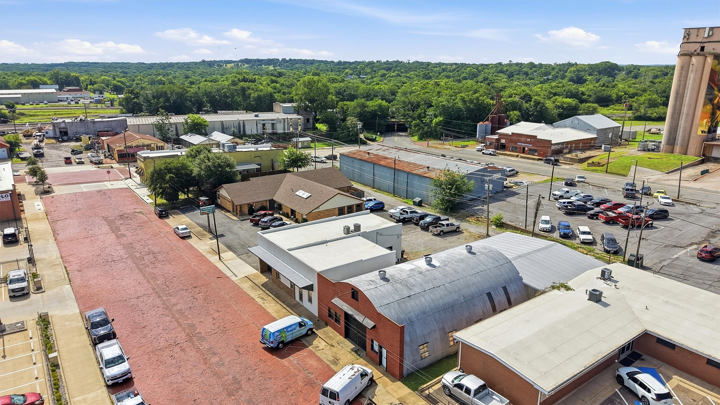 118 W Chestnut Street Denison TX 75021