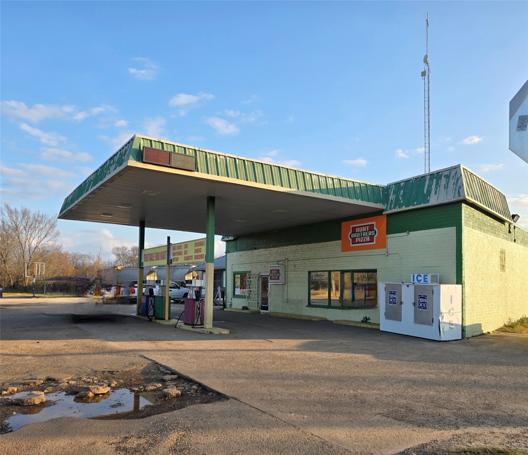 12483 Highway 80 Fruitvale TX 75127