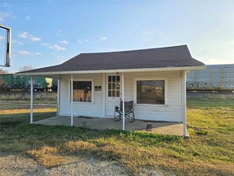 12483 Highway 80 Fruitvale TX 75127