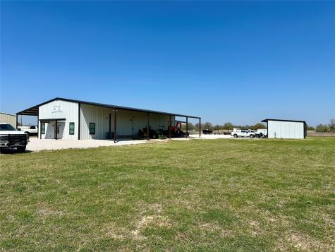 407 Fm 3381 Comanche TX 76442