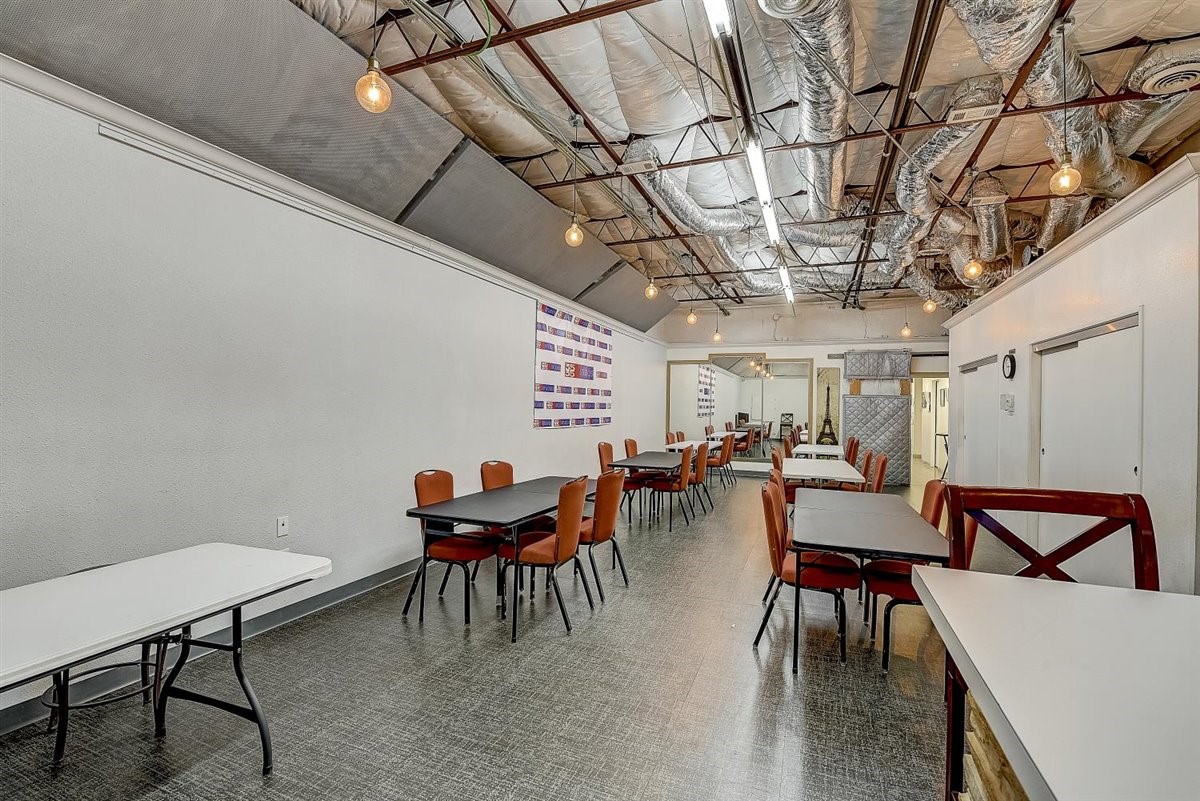 3535 Marvin D Love Dallas TX 75224