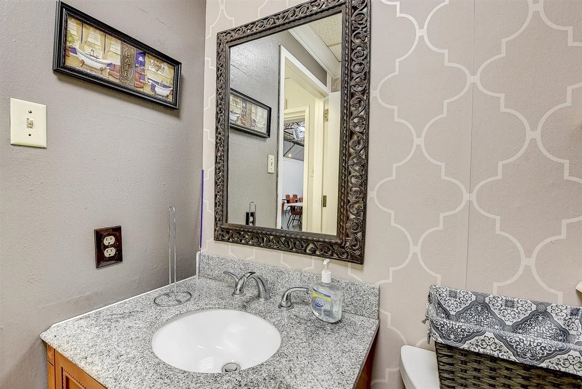 3535 Marvin D Love Dallas TX 75224