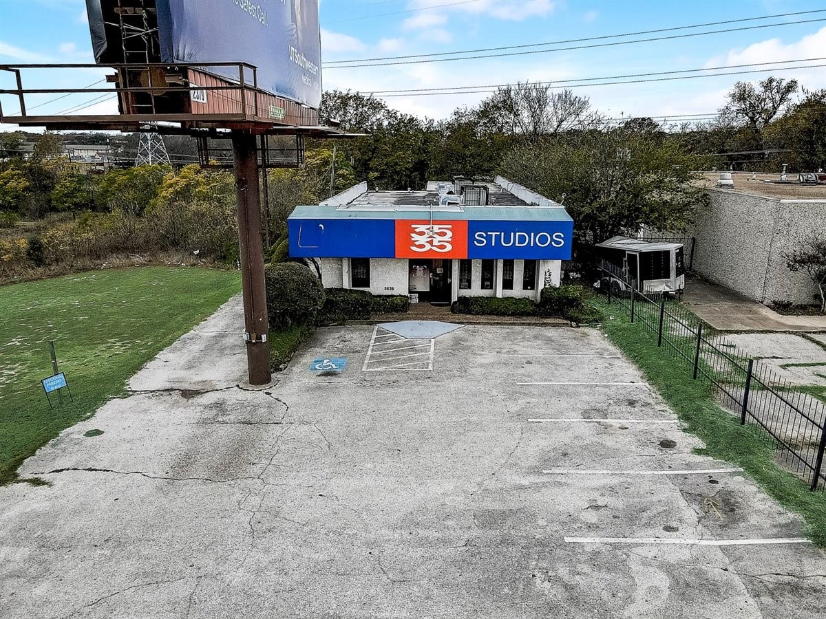 3535 Marvin D Love Dallas TX 75224