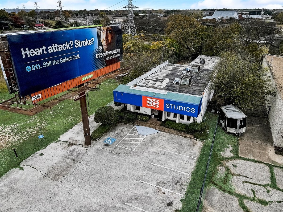 3535 Marvin D Love Dallas TX 75224