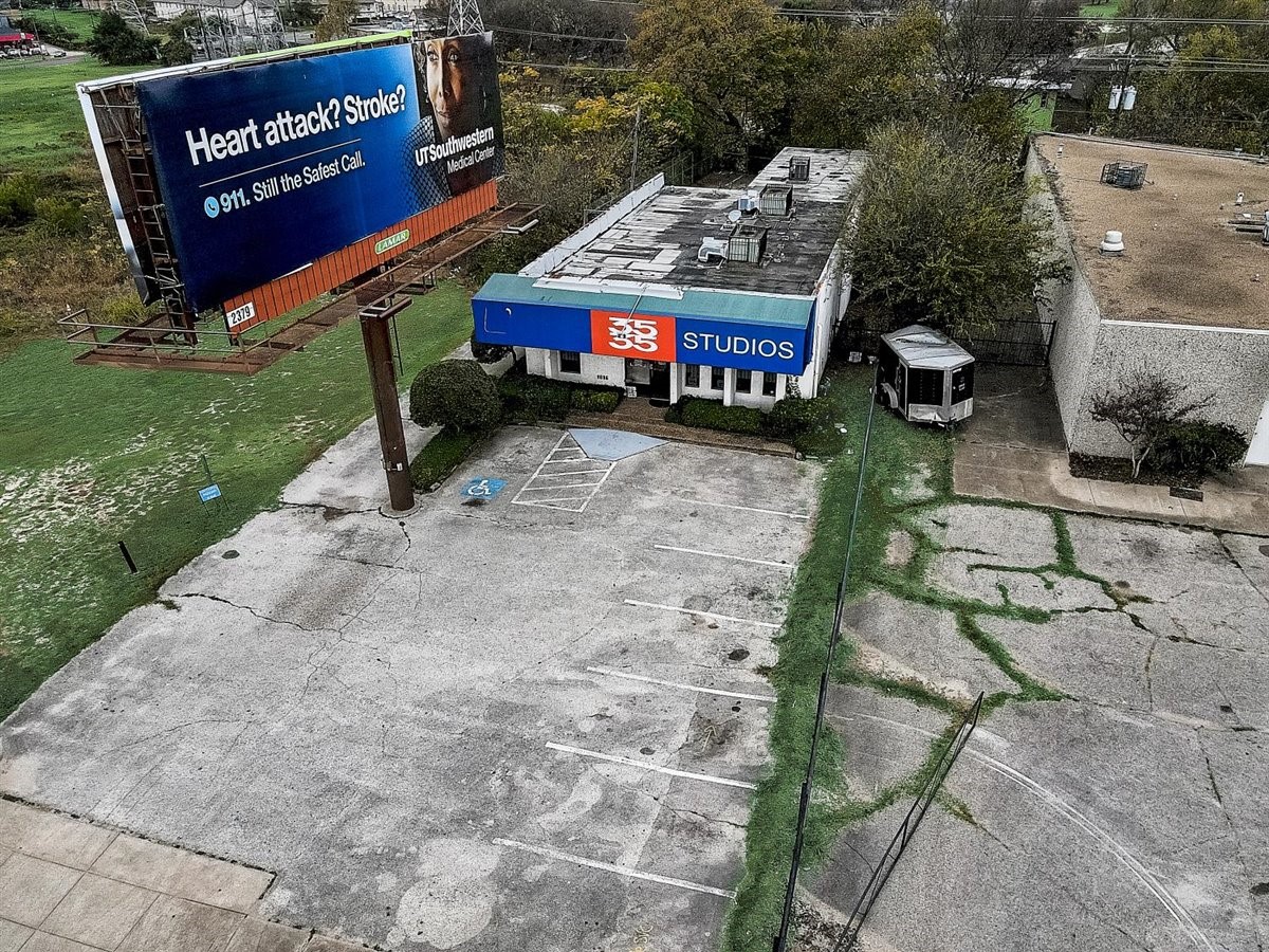 3535 Marvin D Love Dallas TX 75224