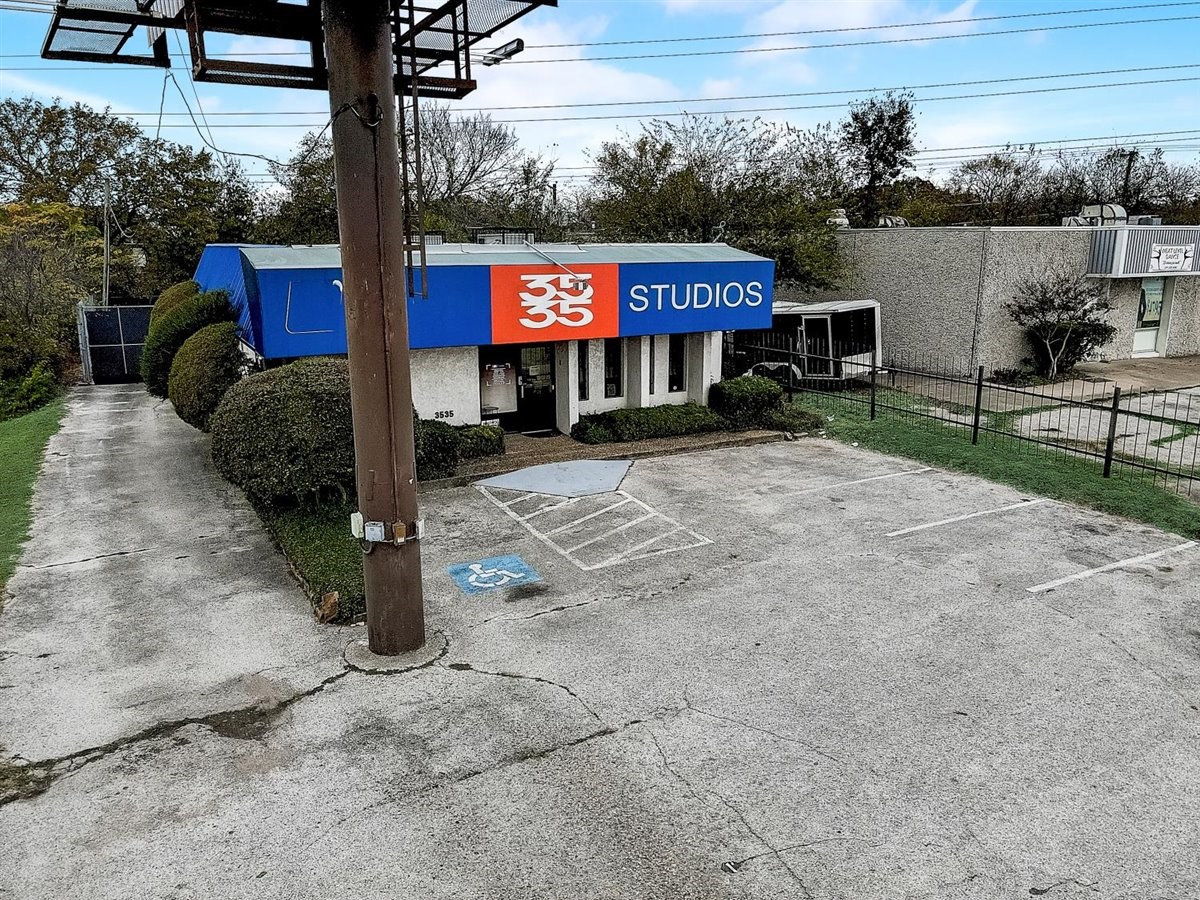 3535 Marvin D Love Dallas TX 75224